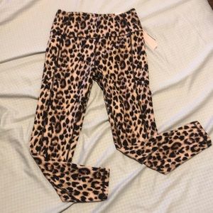 NWT Victoria’s Secret High Rise Studio Leggings